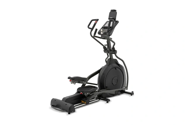 Эллиптический тренажер SPIRIT XE395ENT BLACK Эллиптический тренажер SPIRIT XE395ENT BLACK