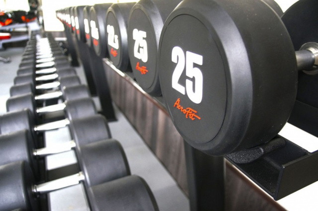 Гантельный ряд Aerofit от 2,5 до 25 кг (10 пар с шагом 2,5 кг)
