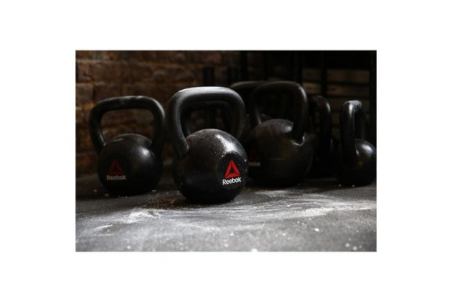 Гиря REEBOK RSWT-12332 Kettlebell, 32 кг, черный Гиря REEBOK RSWT-12332 Kettlebell, 32 кг, черный