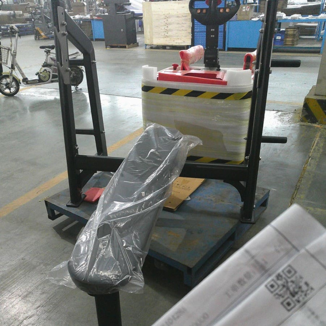 Скамья для жима олимпийская Gymmaster DH23 Скамья для жима олимпийская Gymmaster DH23