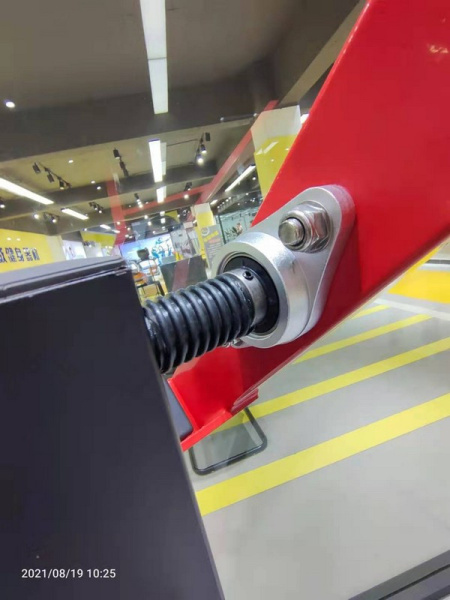 142951.970.jpg 142951.970.jpg